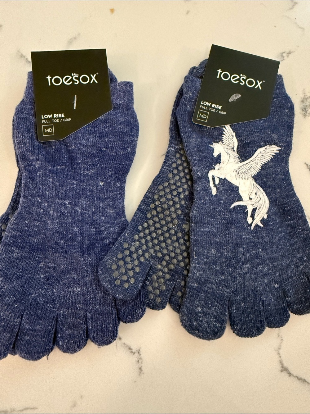 toesox Low Rise Five-Toe Grip Socks in Navy with White Pegasus